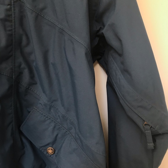The North Face Men’s Mid-Weight Jacket - Picture 8 of 8